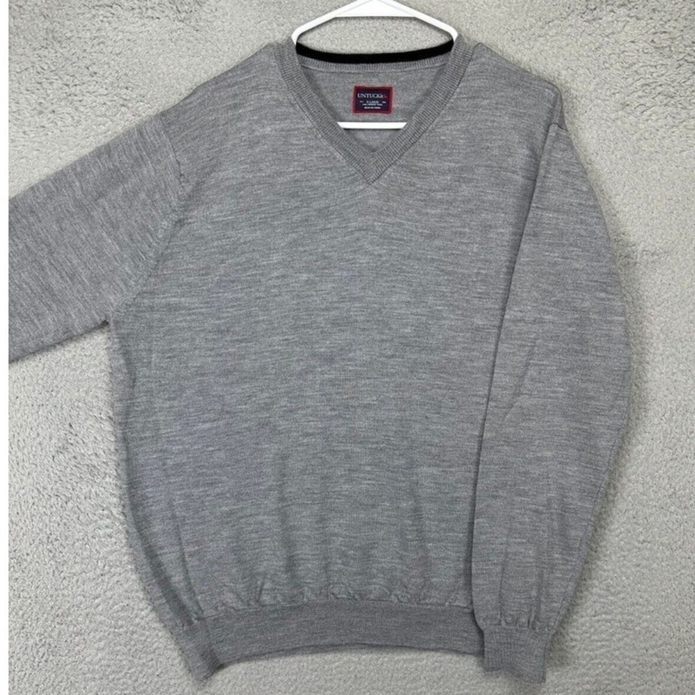 UNTUCKit Merino Wool V-Neck Sweater Adult XL Grey Pullover Long Sleeve Knit Mens